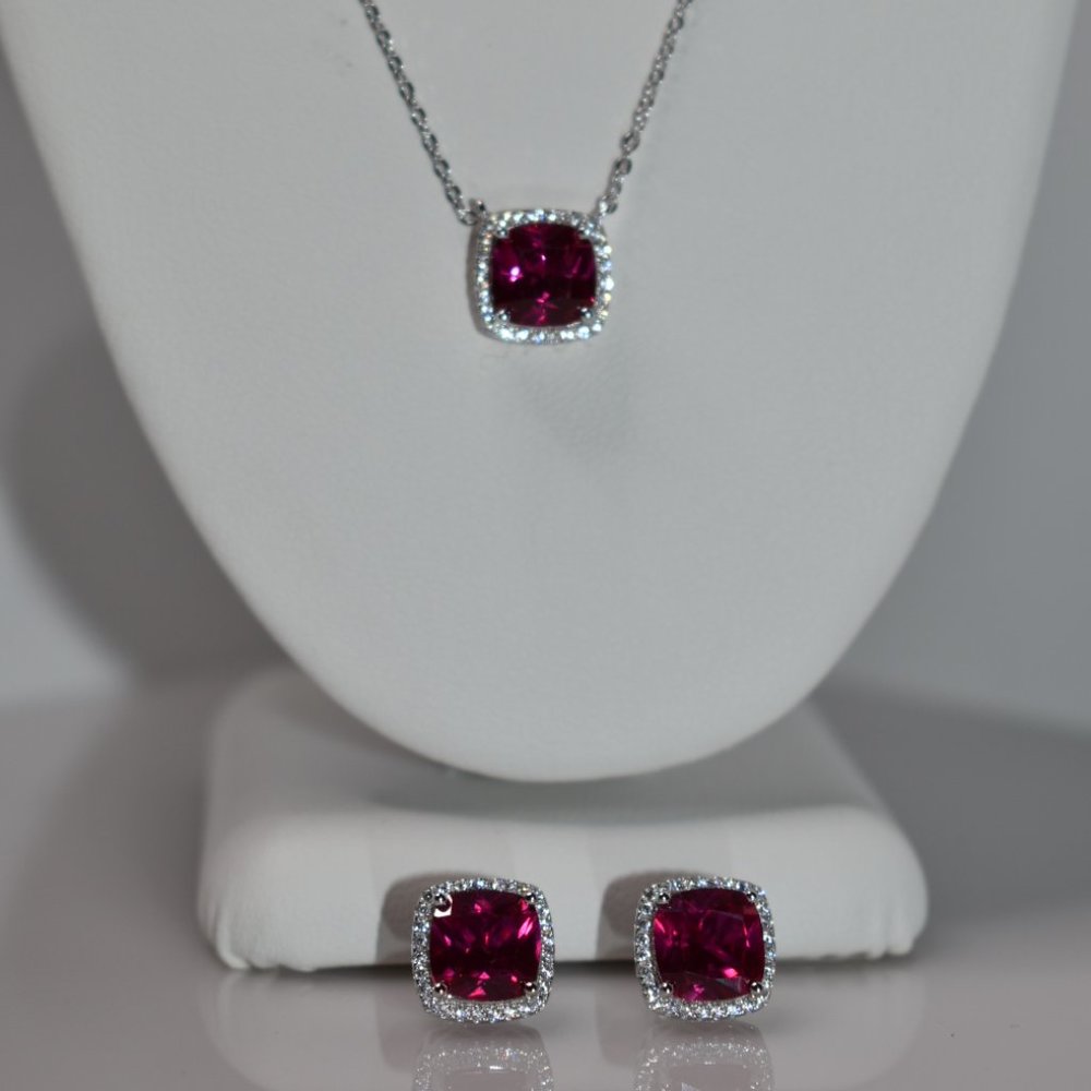 Square Stud Necklace Set